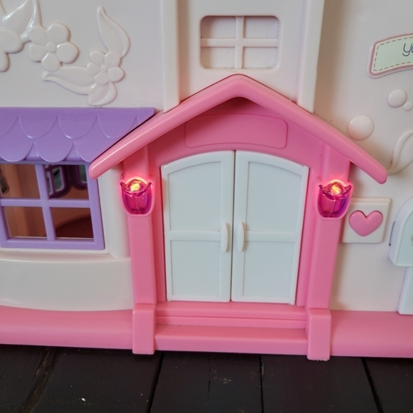 You & Me Dollhouse Pink Purple Play House Plastic Playset Mini Dolls Castle - Picture 6 of 8
